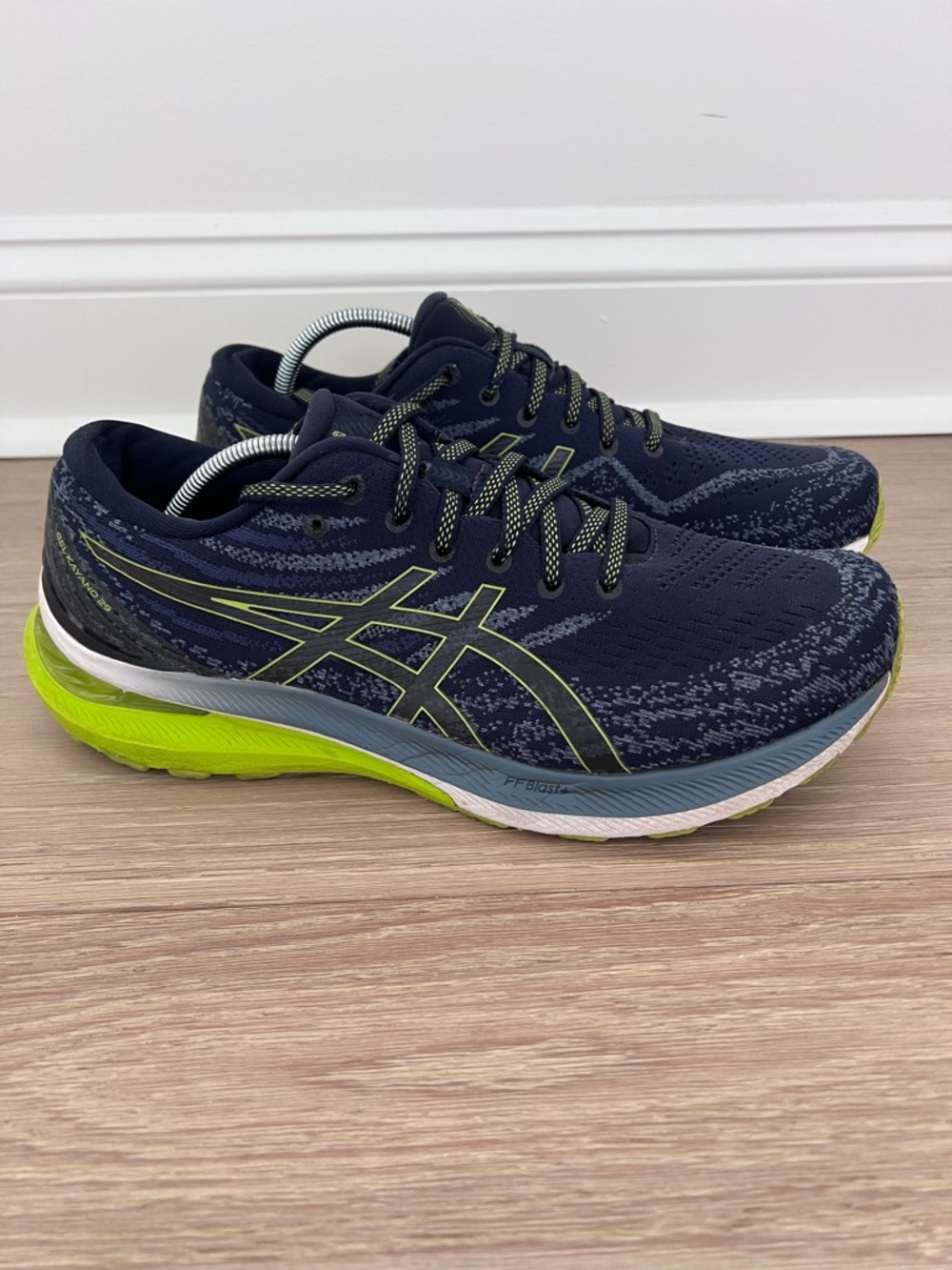 ASICS Gel-Kayano 29 Men's Running Shoes Navy Blue Lime Green Size 10.5 1011B440